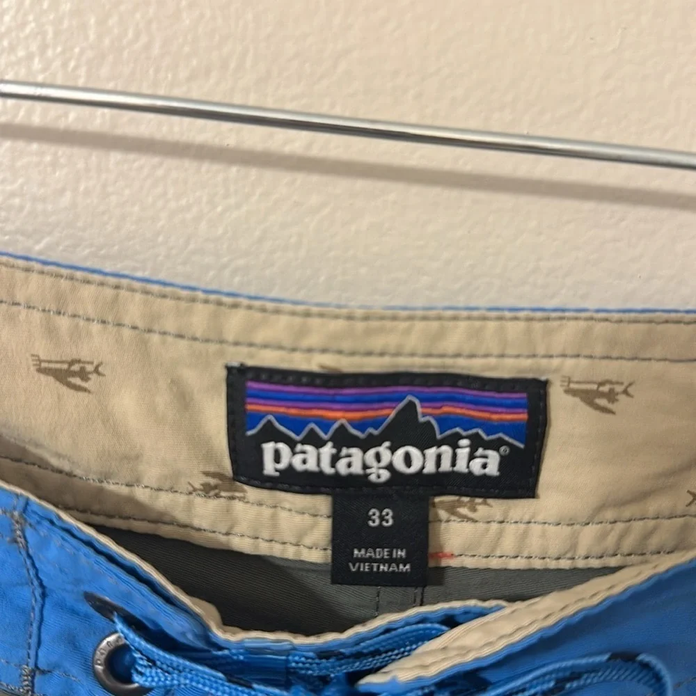 Patagonia Men’s Patch Pocket Wavefarer  Boardshorts 20'' Size 33